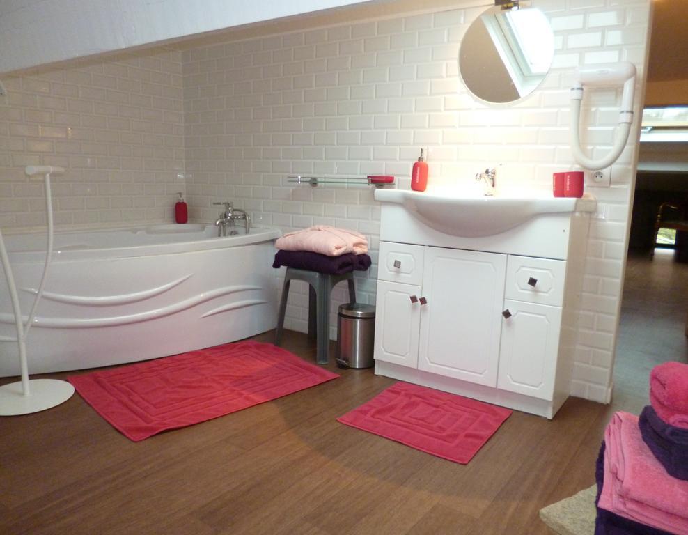 Welke hotels liggen het dichtst bij Luchthaven Parijs-Charles de Gaulle? Caraman Kamer foto
