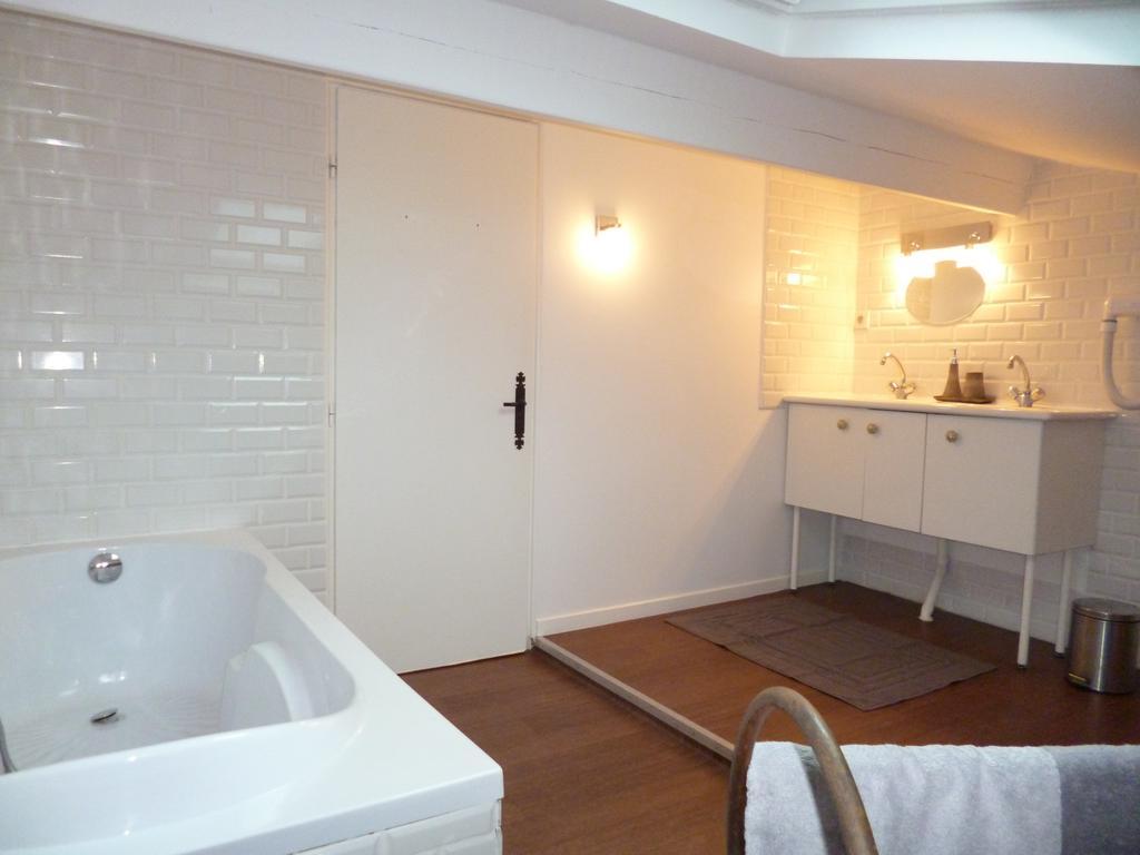 Welke hotels liggen het dichtst bij Luchthaven Parijs-Charles de Gaulle? Caraman Kamer foto